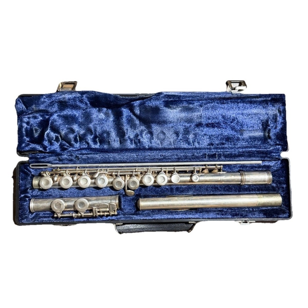 Gemeinhardt 2SP Top Student Flute Play Ready CLEAN Good Pads